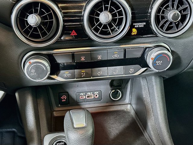 Used 2024 Nissan Sentra SV FWD image 16