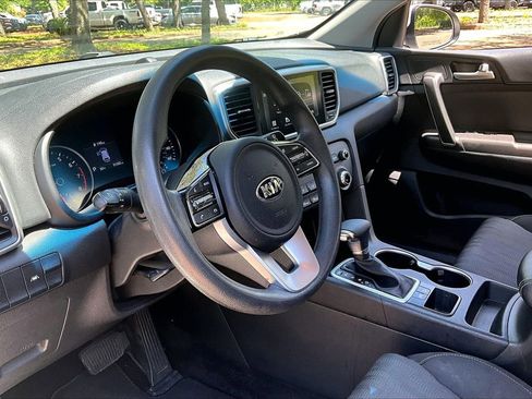 Used 2021 Kia Sportage LX FWD image 14
