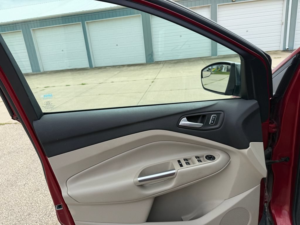 Used 2016 Ford Escape SE w/ SE Chrome Package AWD/4WD image 15