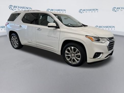 Used 2019 Chevrolet Traverse Premier image 7