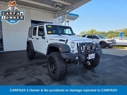 Used 2017 Jeep Wrangler Unlimited Rubicon w/ Connectivity Group AWD/4WD image 2