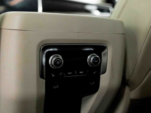 Used 2023 GMC Yukon XL Denali AWD/4WD image 90