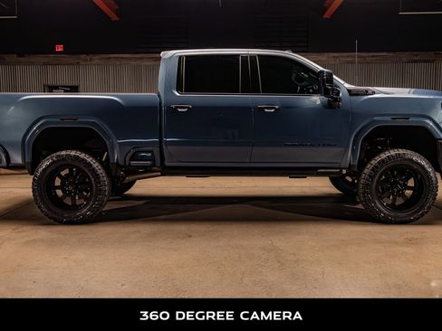 Used 2024 GMC Sierra 2500 Denali Ultimate w/ Max Trailering Package image 11