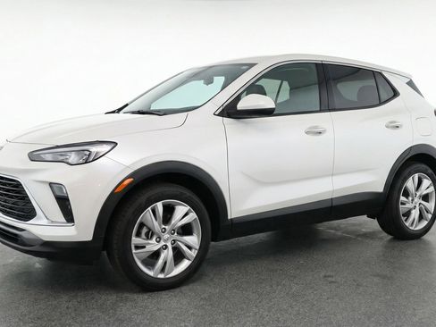 Used 2025 Buick Encore GX Preferred FWD image 3
