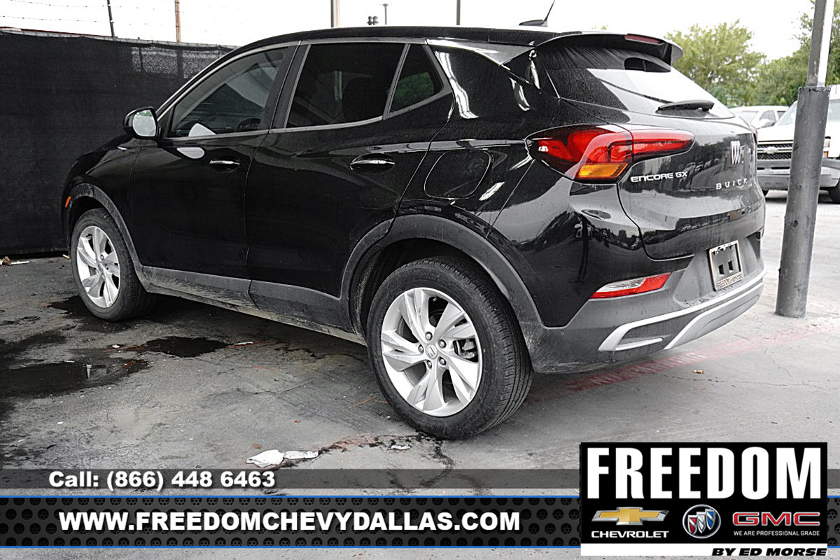 Certified 2025 Buick Encore GX Preferred FWD image 3