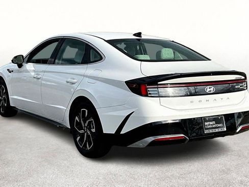 Used 2025 Hyundai Sonata SEL FWD image 15