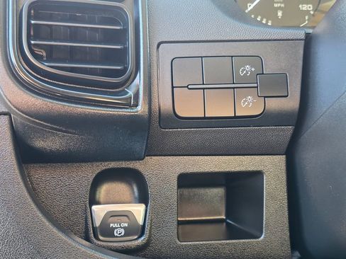 Used 2024 RAM ProMaster 1500 image 17