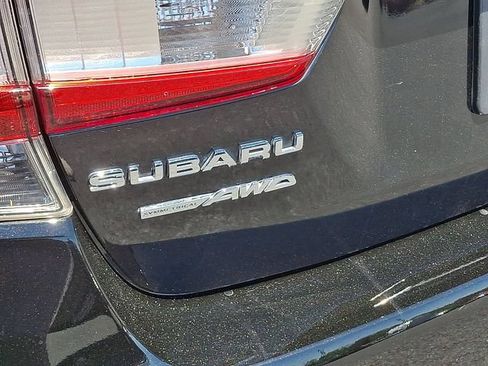 Used 2018 Subaru Impreza 2.0i Premium AWD/4WD image 31