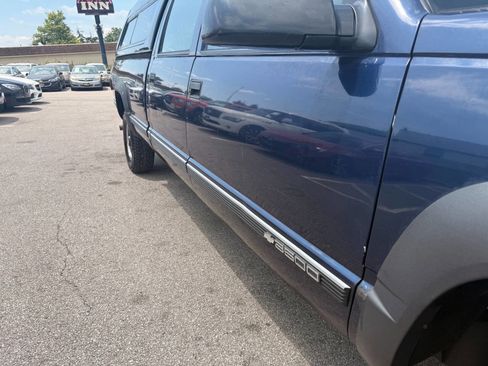 Used 1998 Chevrolet Silverado 3500 4x4 Crew Cab w/ Skid Plate Pkg image 37