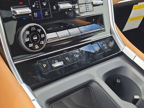 New 2026 Nissan Armada Platinum Reserve AWD/4WD image 28