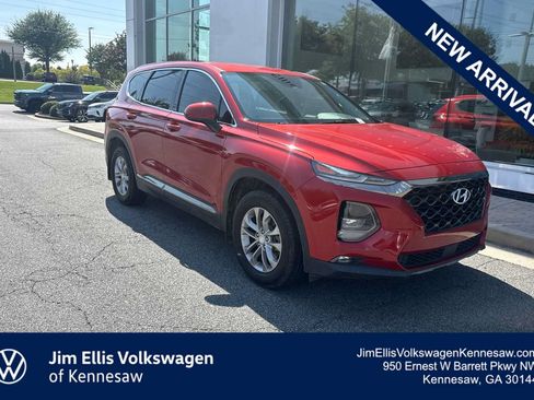 Used 2019 Hyundai Santa Fe SEL FWD image 1