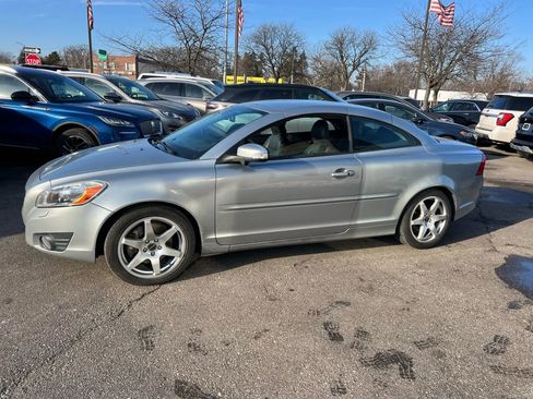 Used 2011 Volvo C70 T5 w/ Convenience Pkg FWD image 16