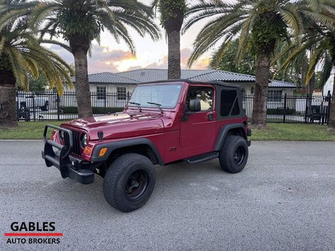 Used 1998 Jeep Wrangler Sport image 5