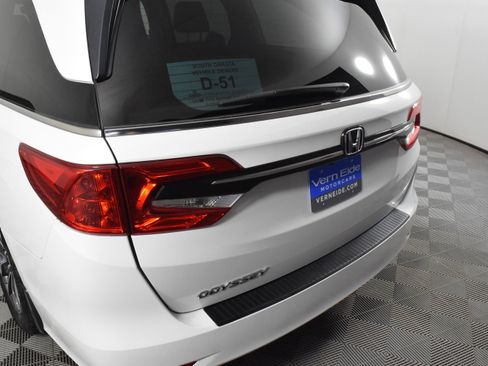 Used 2023 Honda Odyssey EX-L image 15