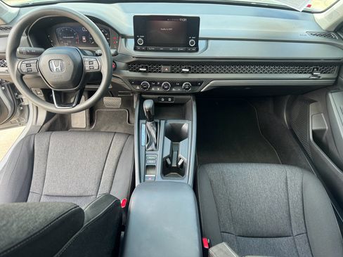 Certified 2025 Honda Accord SE image 2