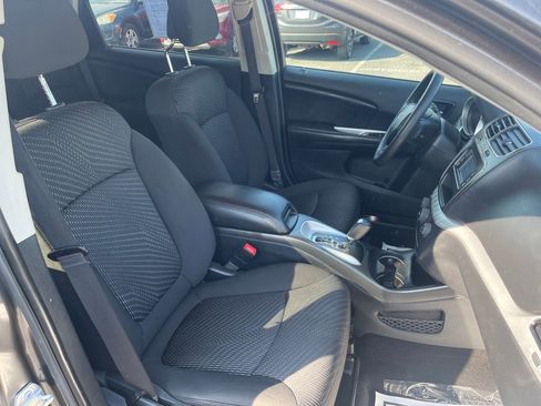 Used 2017 Dodge Journey SE FWD image 29