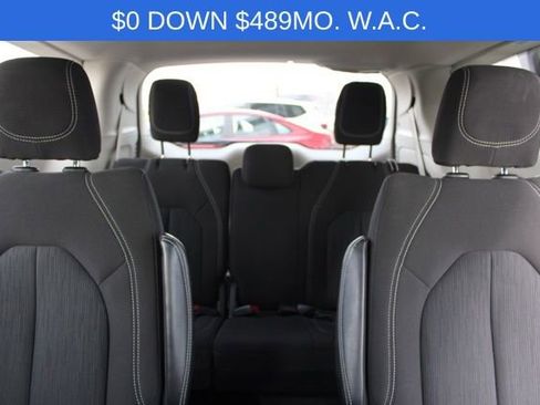 Used 2024 Chrysler Voyager LX image 28