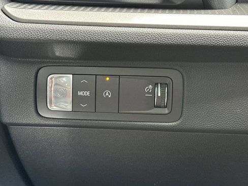 New 2025 Chevrolet Traverse LT w/ Enhanced Driving Package image 32