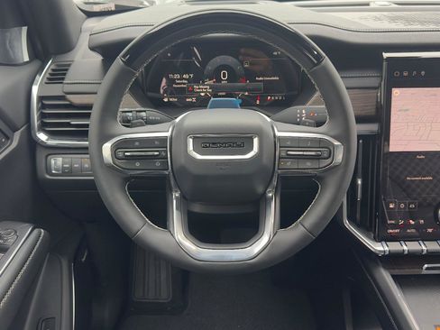 New 2026 GMC Acadia Denali image 12