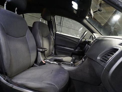 Used 2014 Chrysler 200 LX image 12