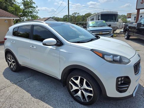 Used 2017 Kia Sportage SX image 5