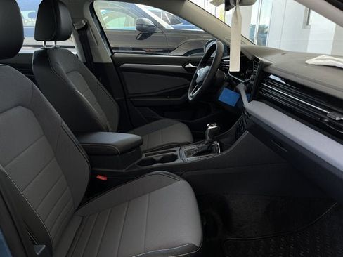 New 2025 Volkswagen Jetta SE image 30