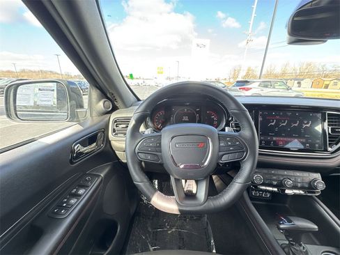 Used 2025 Dodge Durango GT w/ Blacktop Package image 14