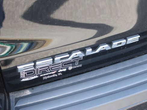 Used 2020 Cadillac Escalade Premium Luxury image 58