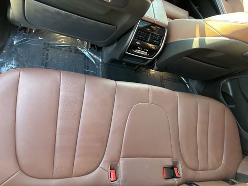 Used 2022 BMW X5 xDrive40i w/ M Sport Package image 26