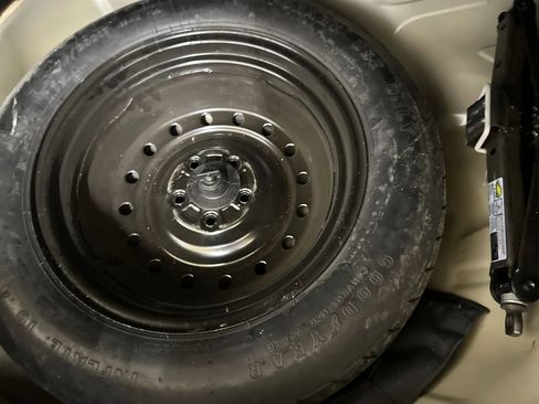 Used 2012 Honda CR-V EX-L image 28