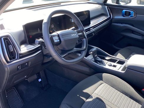 New 2026 Kia Sorento LX FWD image 11