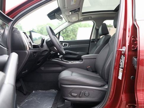 New 2025 Kia Sorento S w/ Panoramic Sunroof Package image 14