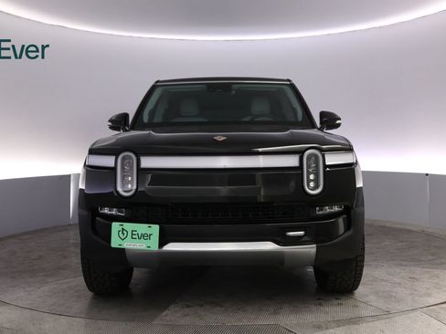Used 2023 Rivian R1S Adventure AWD/4WD image 12