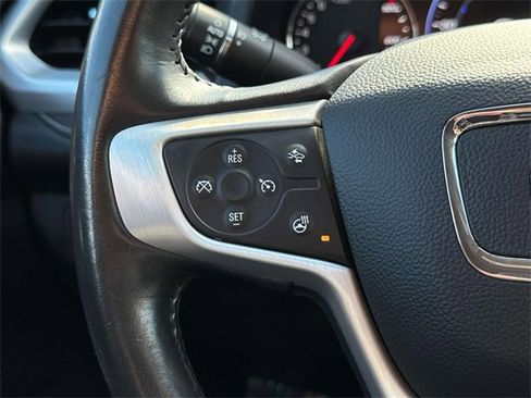 Used 2022 GMC Acadia SLT w/ Technology Package image 25