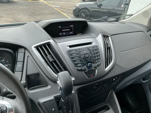 Used 2019 Ford Transit 150 XLT image 14