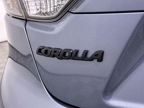 Used 2024 Toyota Corolla SE image 32