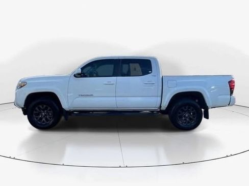 Used 2023 Toyota Tacoma SR5 image 5