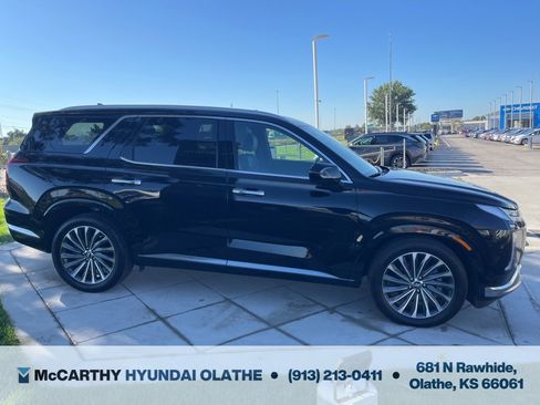 Used 2025 Hyundai Palisade Calligraphy image 18