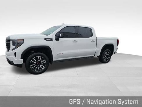 Used 2024 GMC Sierra 1500 AT4 w/ Technology Package image 11