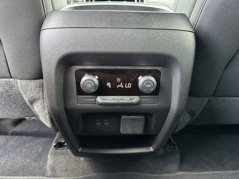 Used 2025 GMC Acadia Elevation w/ LPO, Roadside Safety Package AWD/4WD image 20