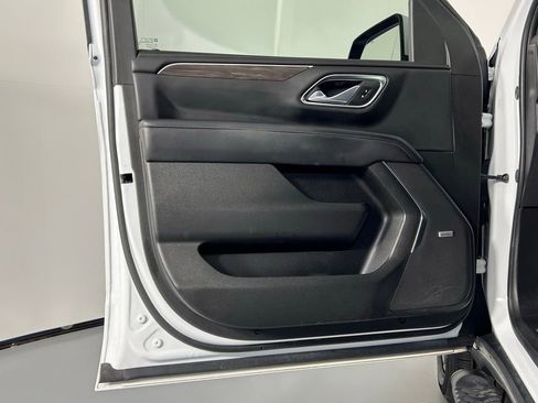 Used 2023 Chevrolet Tahoe Z71 w/ Luxury Package image 36