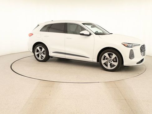 Used 2025 Audi Q5 Prestige AWD/4WD image 9