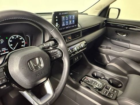 Used 2025 Honda Pilot EX-L image 26