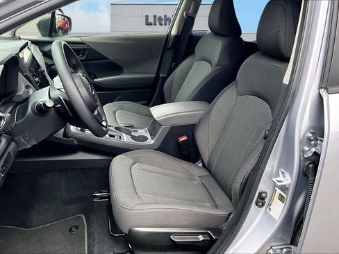 Used 2024 Subaru Crosstrek 2.0i Premium w/ Crosstrek Mirror Package image 11