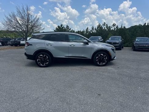 Used 2024 Kia Sportage SX AWD/4WD image 3