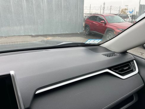 Used 2025 Toyota RAV4 XLE image 34