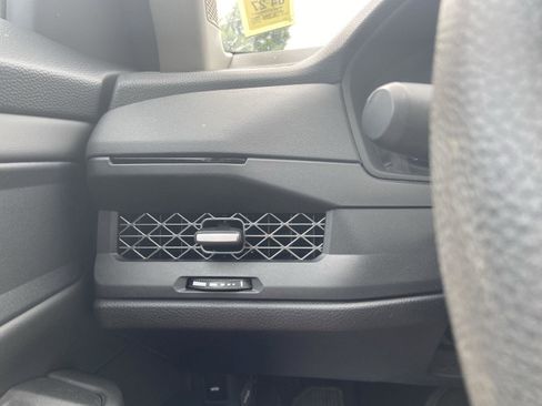 Used 2024 Honda Accord EX image 19