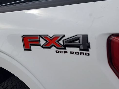 Used 2022 Ford F150 Lariat w/ FX4 Off-Road Package AWD/4WD image 5
