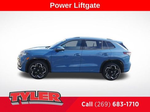 Used 2025 Volkswagen Tiguan SEL R-Line AWD/4WD image 4