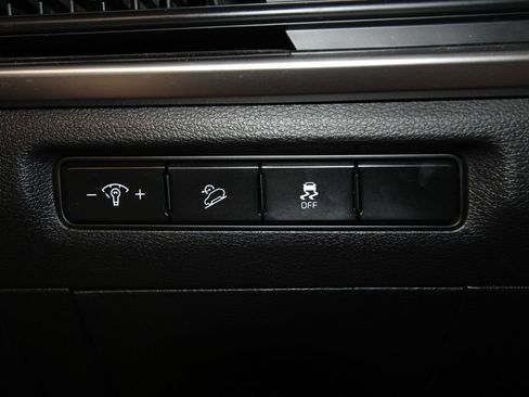 Used 2024 Kia Telluride S w/ S Sunroof Package image 9